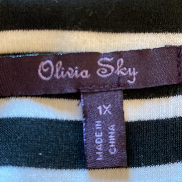 Oliva Sky Grey Vest- Size 1X black and white striped long vest - Picture 5 of 8